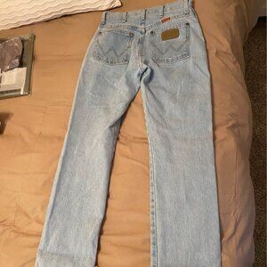 Cowboy Cut Womens Light Wash Wrangler 1 X 30